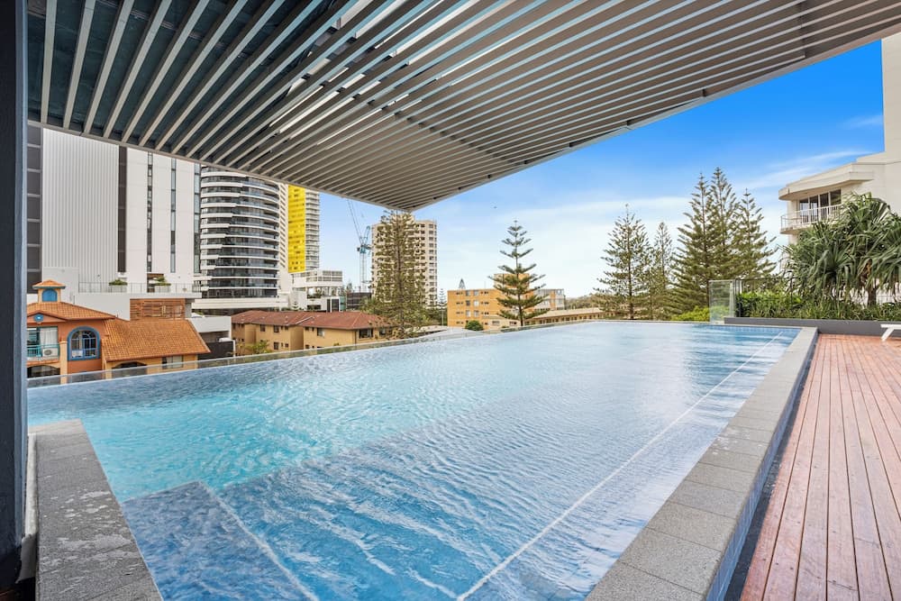 Signature Broadbeach - GCLR