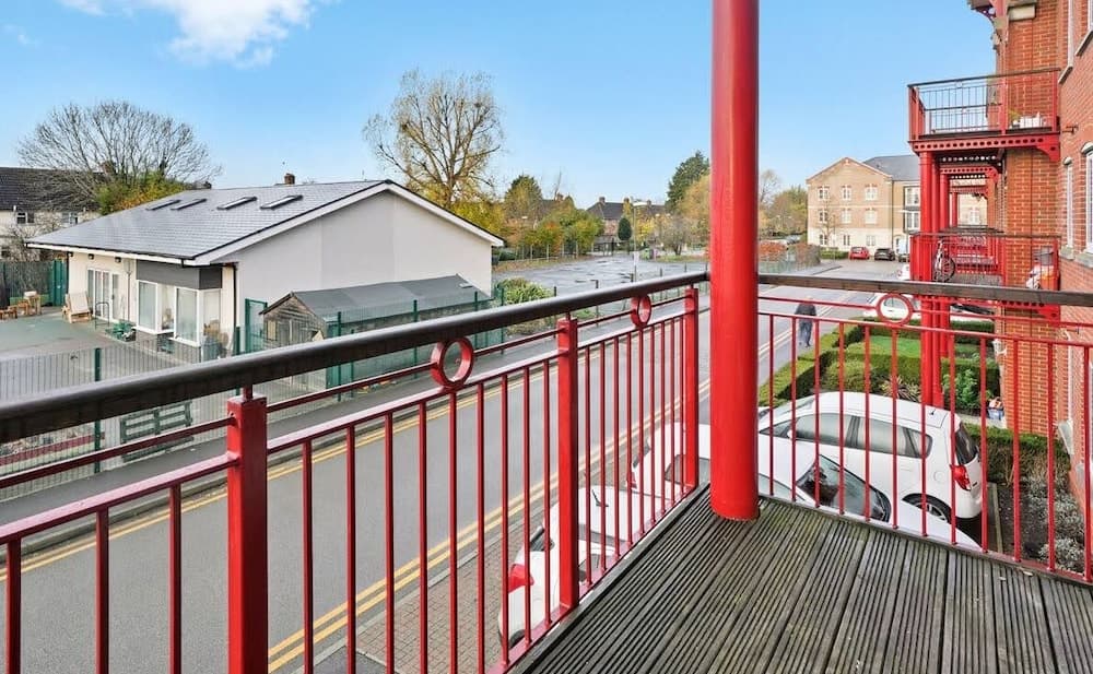 25 Off Weekly Contractor & Family Apt