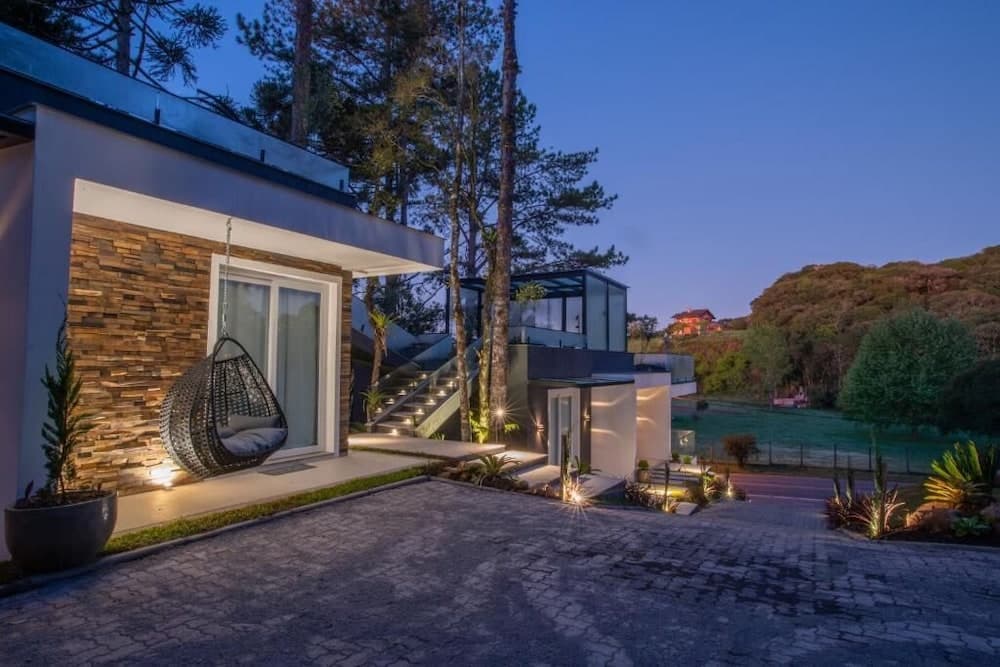 Konaklama yerinin ön cephesi