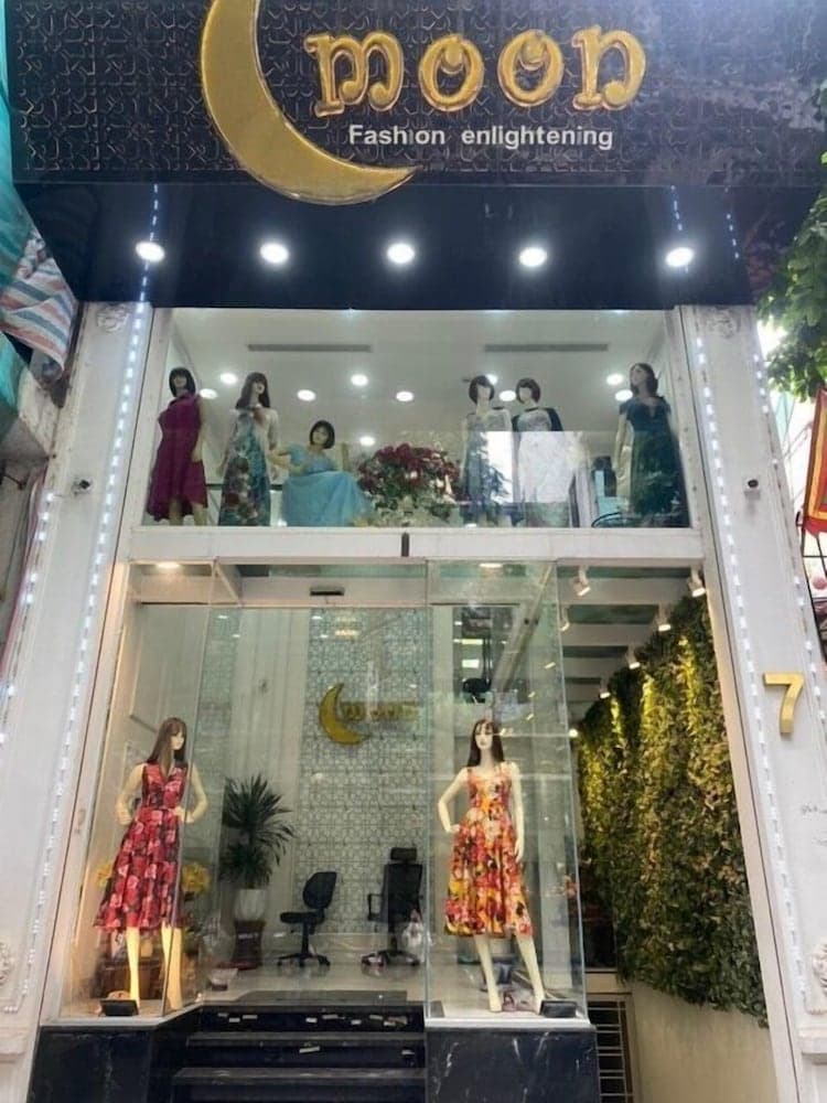 HoLo Central Hanoi - Serviced HomeStay