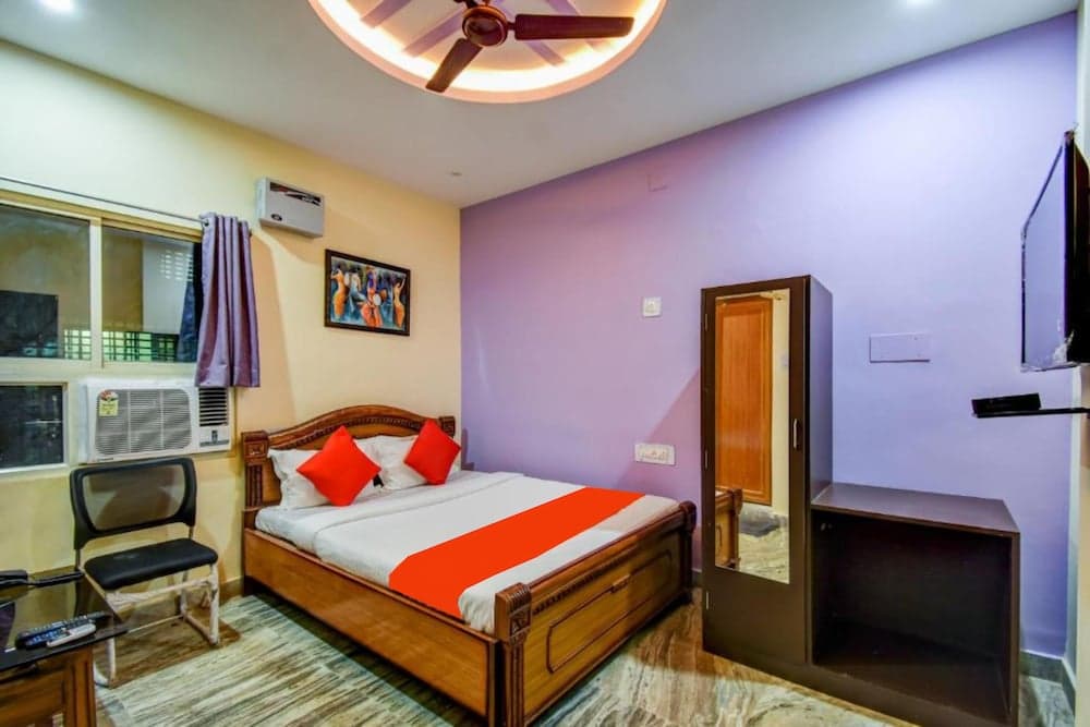 Goroomgo Moonlight Premium Bhubaneswar