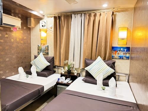 New International Guest House