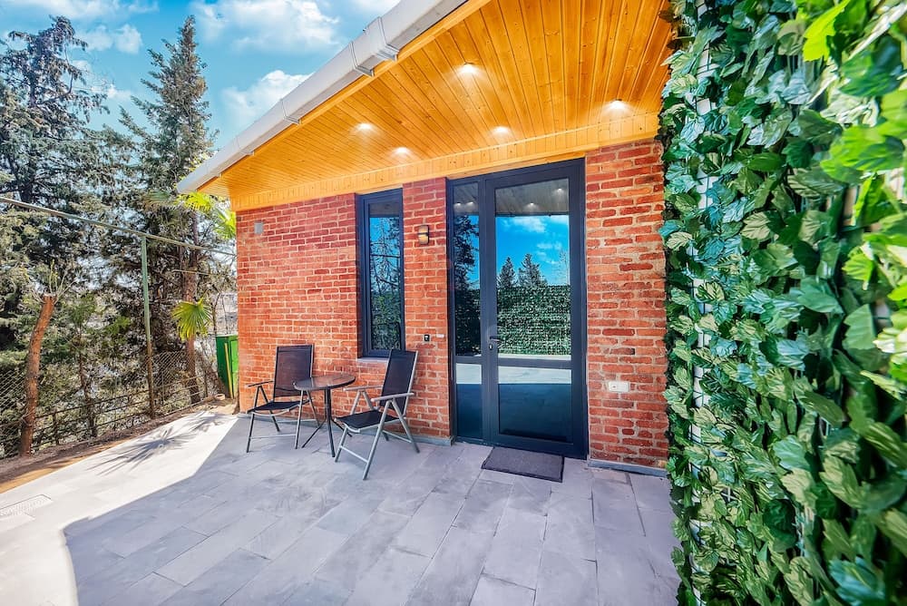 H&B apartments Botsvadze