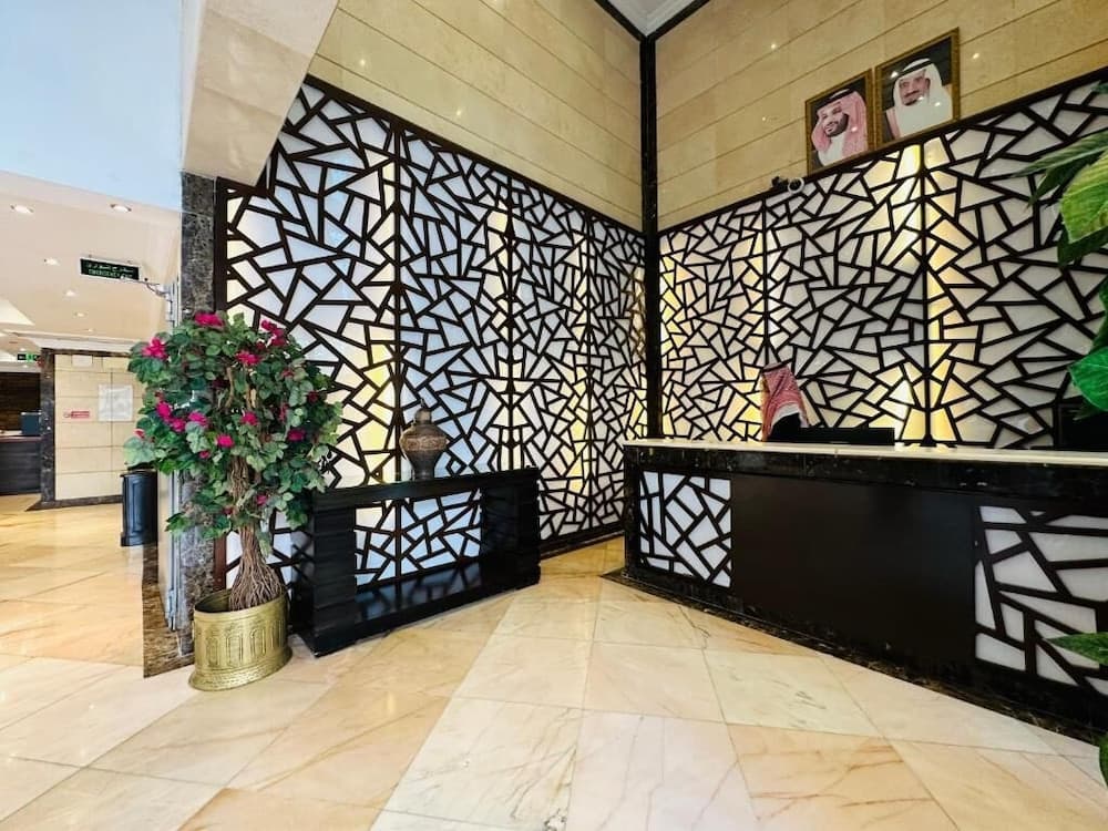 Majd Al Mohagerin Hotel