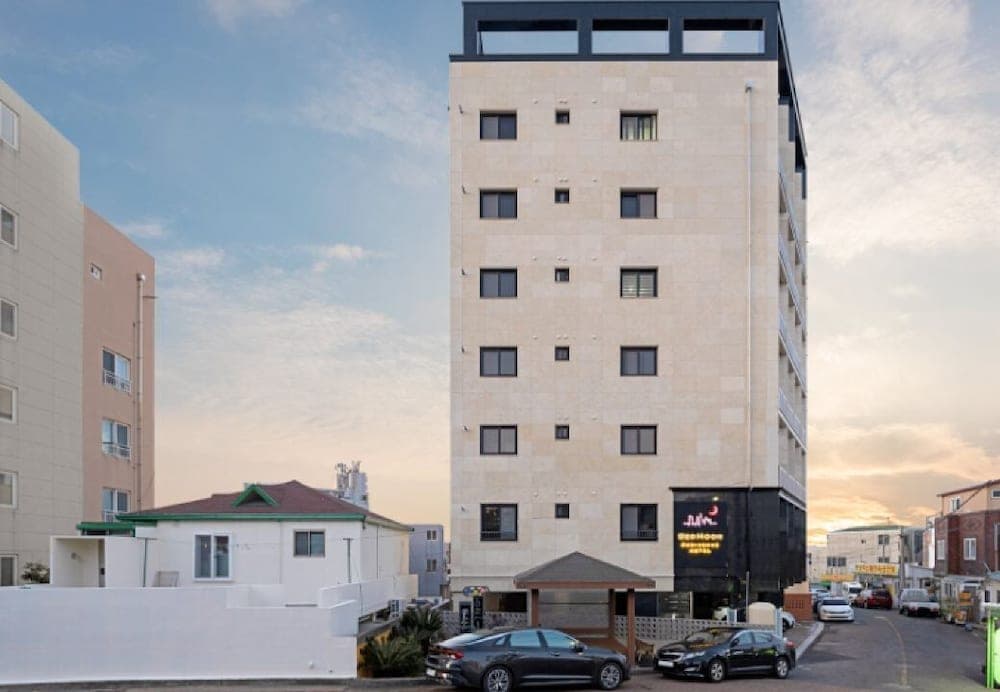 Seomun Residence Hotel