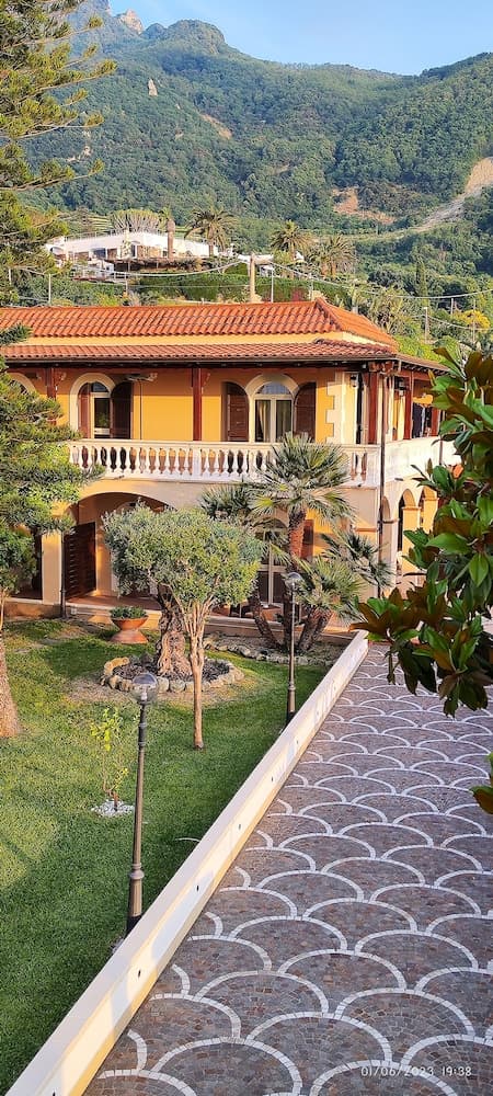 Konaklama yeri girişi