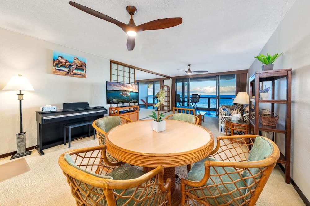 Big Island Keauhou Surf & Racquet 1204 2 Bedroom Condo