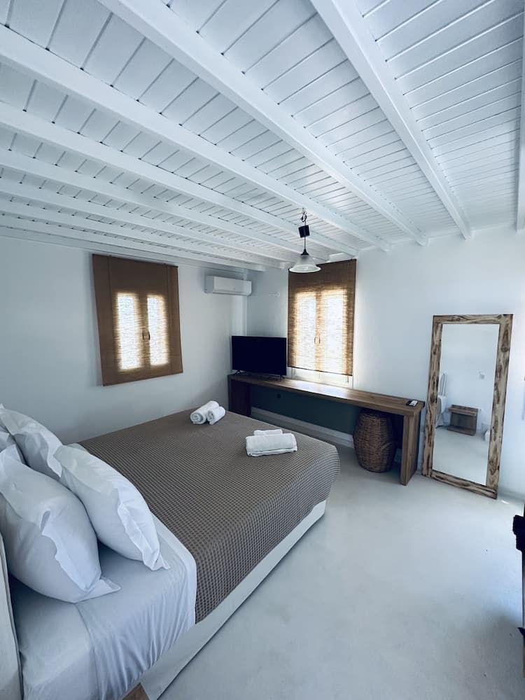 Myconian Sunset Apartments