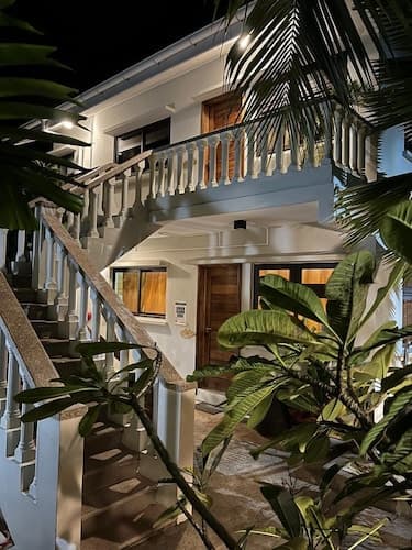 Island Cove