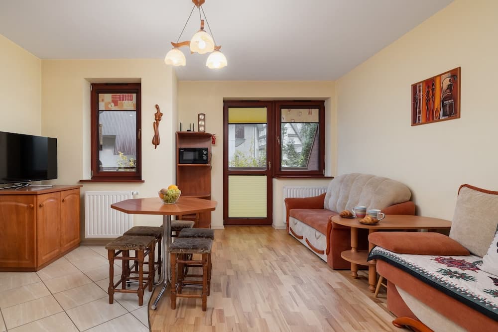Cozy Apartment in Zakopane by Renters