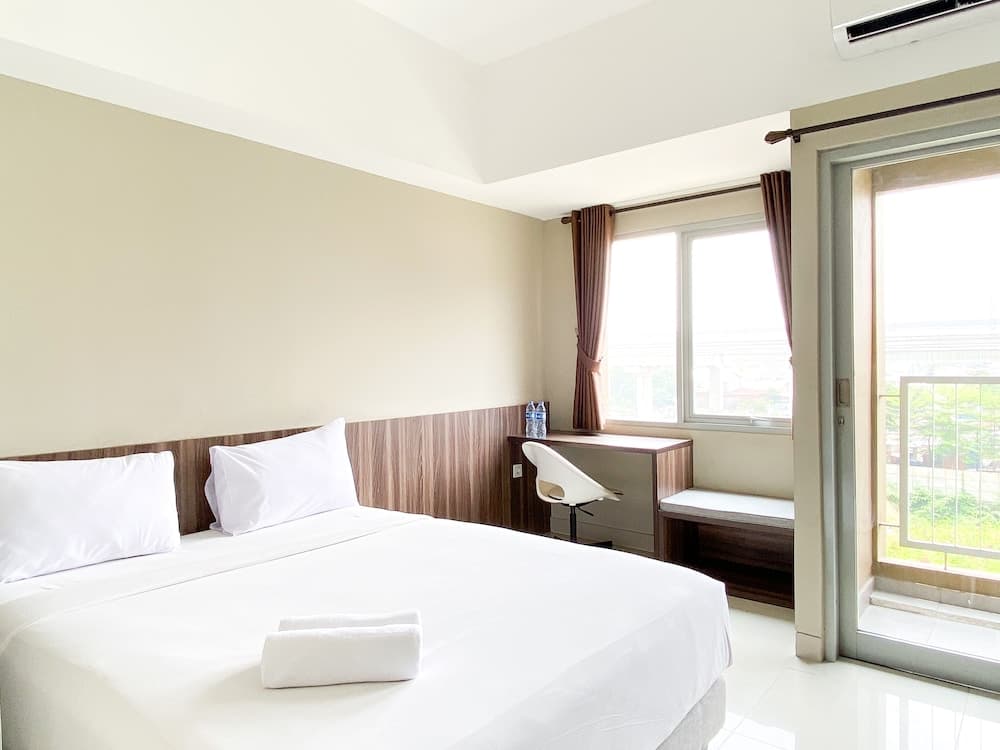 Modern Studio At Gateway Park Lrt City Bekasi Apartment