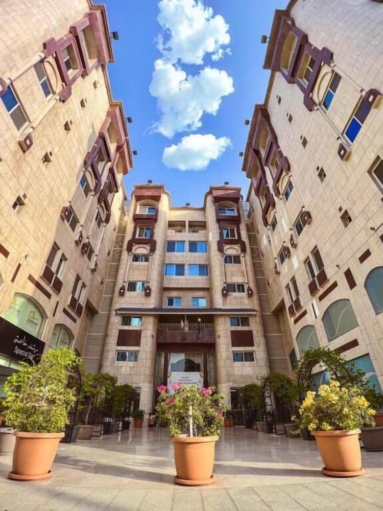 Lamasat Alkhair Serviced Apartments