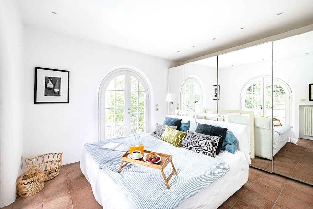 Villa Costanza by Wonderful Italy