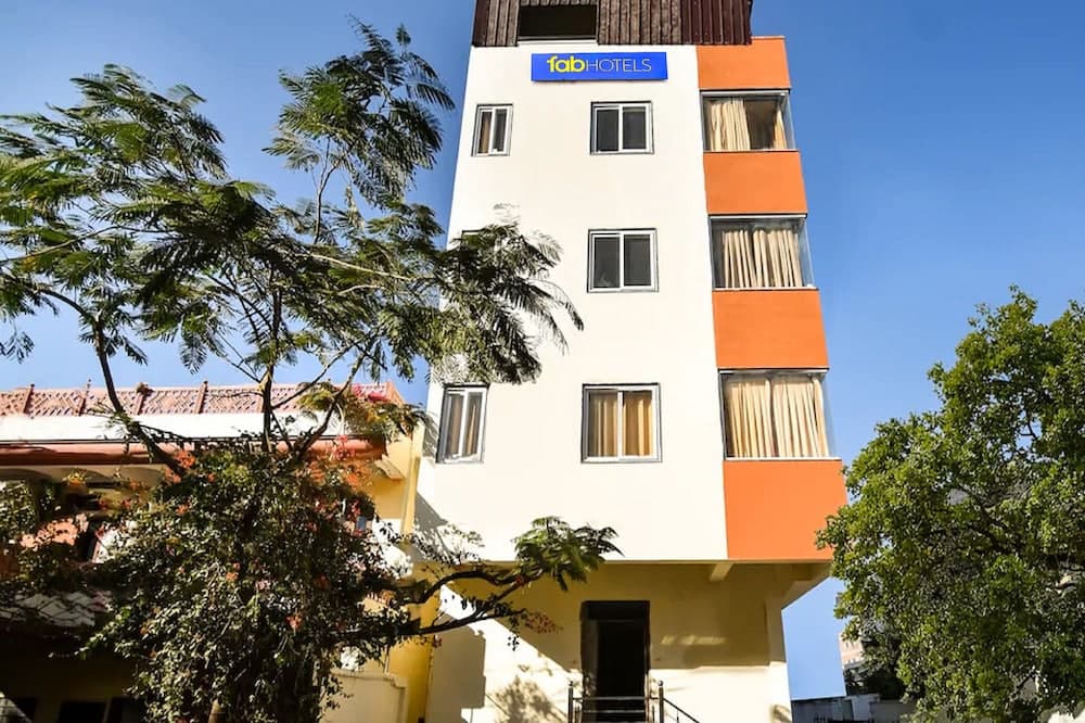 Fabhotel Diamond Key