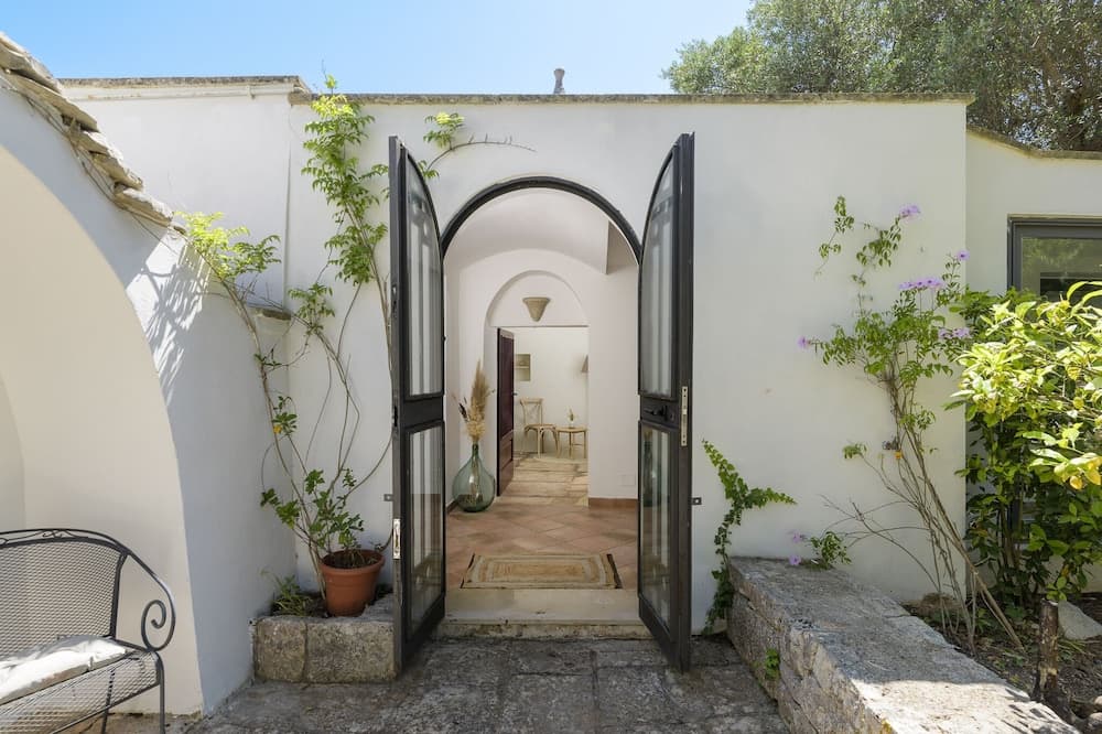 Trullo Kallistè by Wonderful Italy