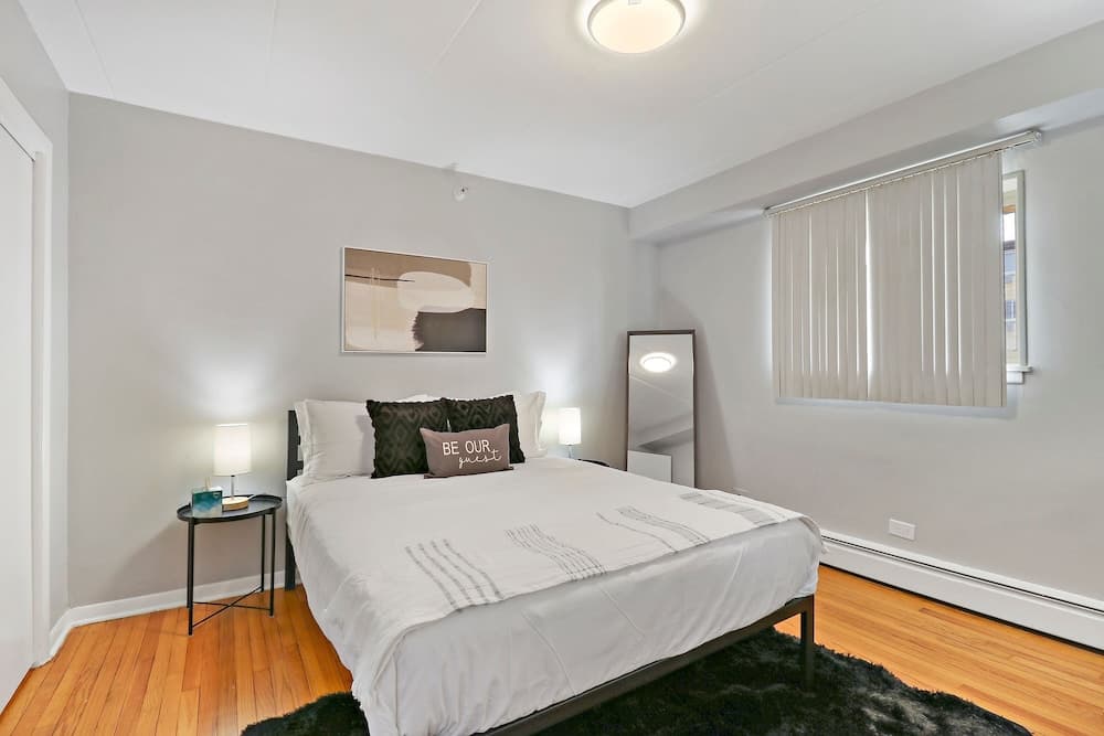 Cozy 1BR Apartment in Arlington Heights
