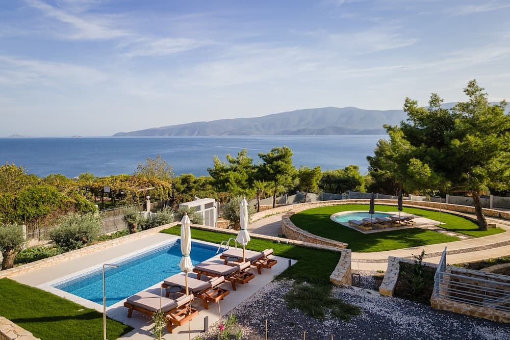 Cavos Boutique Homes