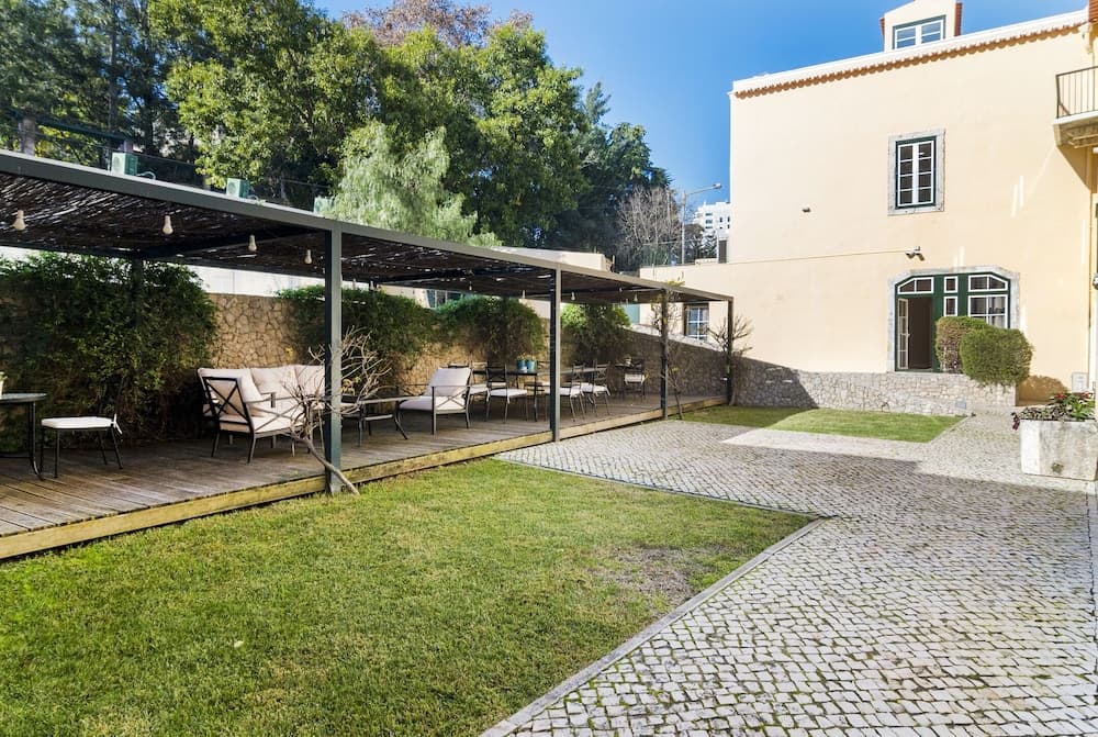 Metropolitan Lisbon Laranjeiras