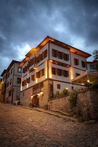 Kolağası Konak