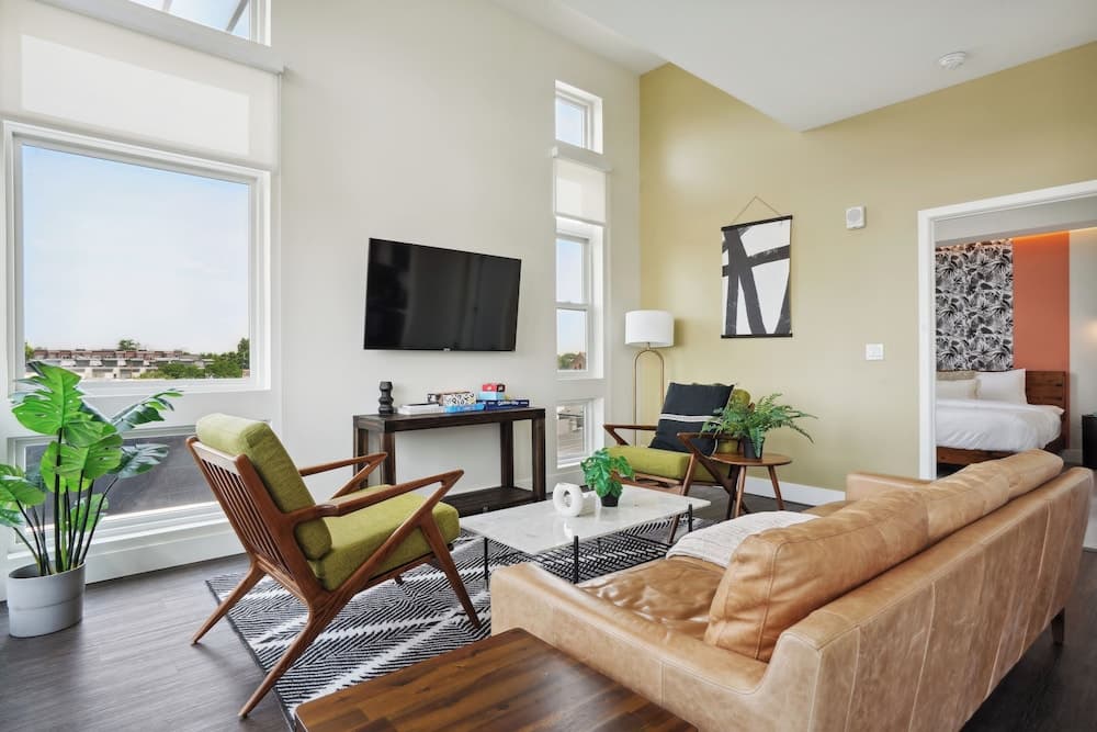 Skyline Penthouse | Espadin LoHi