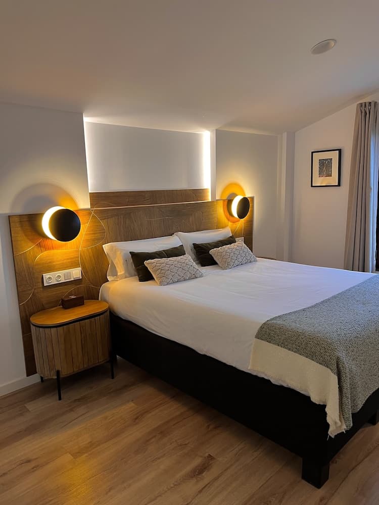 La Costera Hostal del Vino