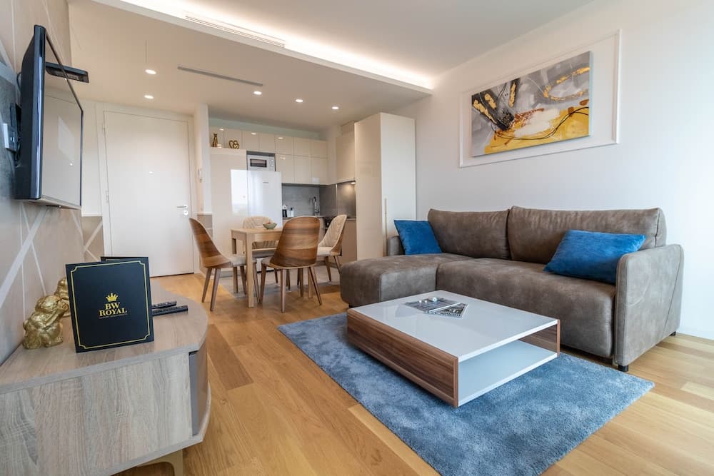 Apartments Royal - Sakura Park