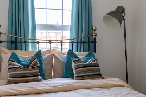 Captivating 4-bed House in Dartford