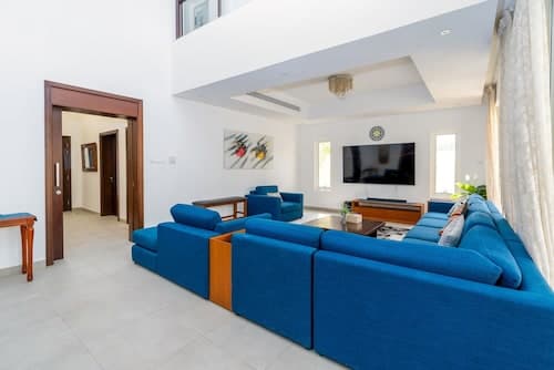 Luxury 5B Villa Private Garden in Ras Al Khaimah