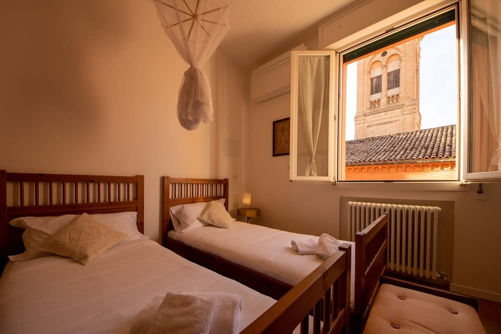 HouSmart Corte Galluzzi 7-2