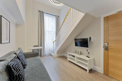Cleveland Residences Kensington