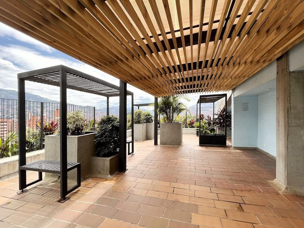 Lauret by Wynwood House