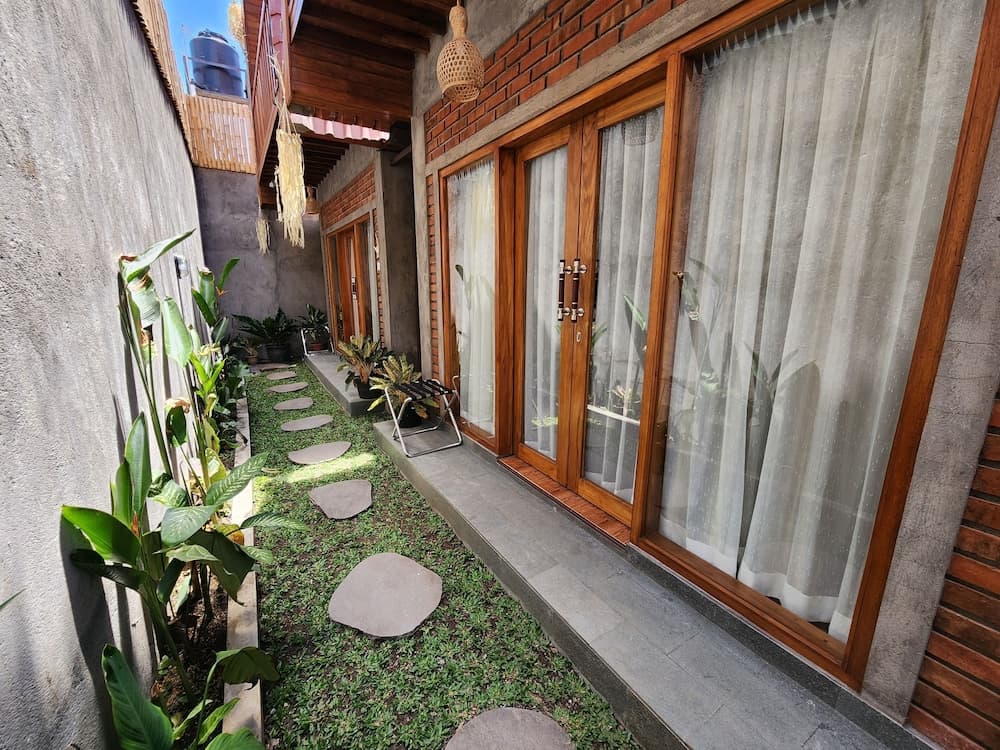 Jineng Guest House By The Swand