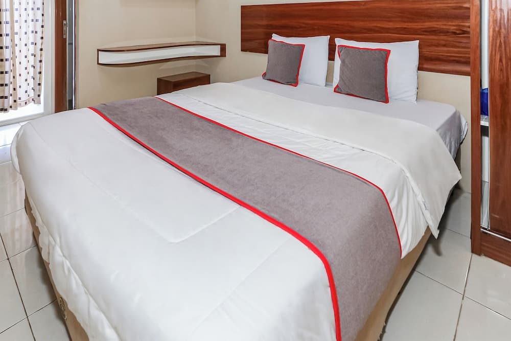 Capital O 93371 Pelangi Residence 5