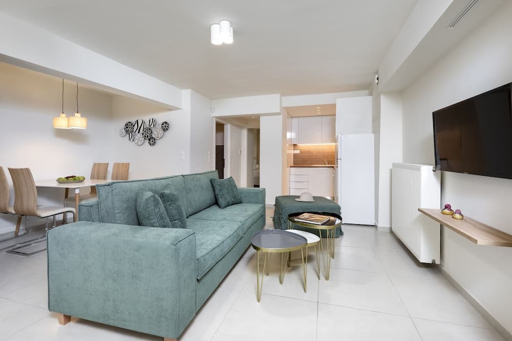 Mystique One Bedroom Apartment by BluPine