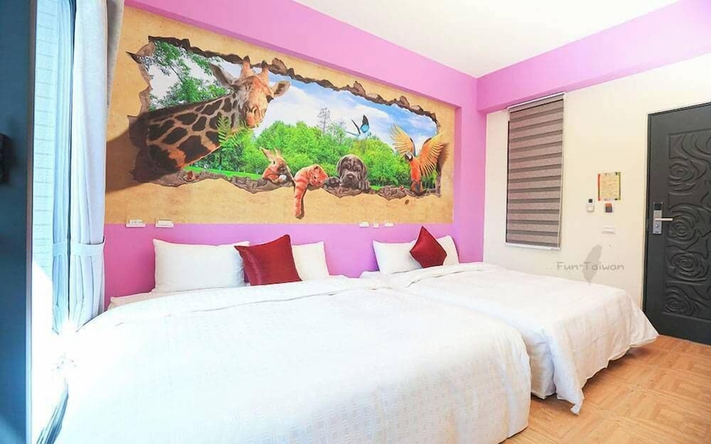 Huyan Feng Hotel