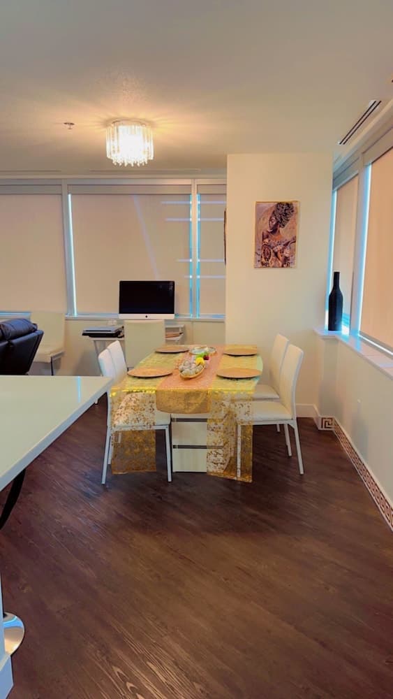 LUXURY DOWNTOWN CONDO TWO BEDROOM