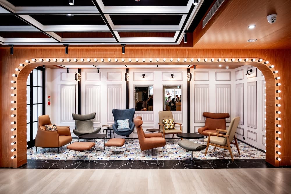 Voyager Hotel