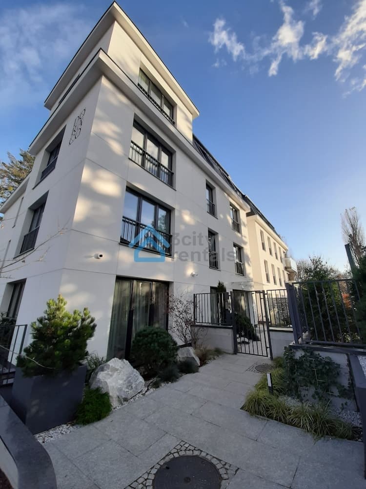 Konaklama yerinin ön cephesi