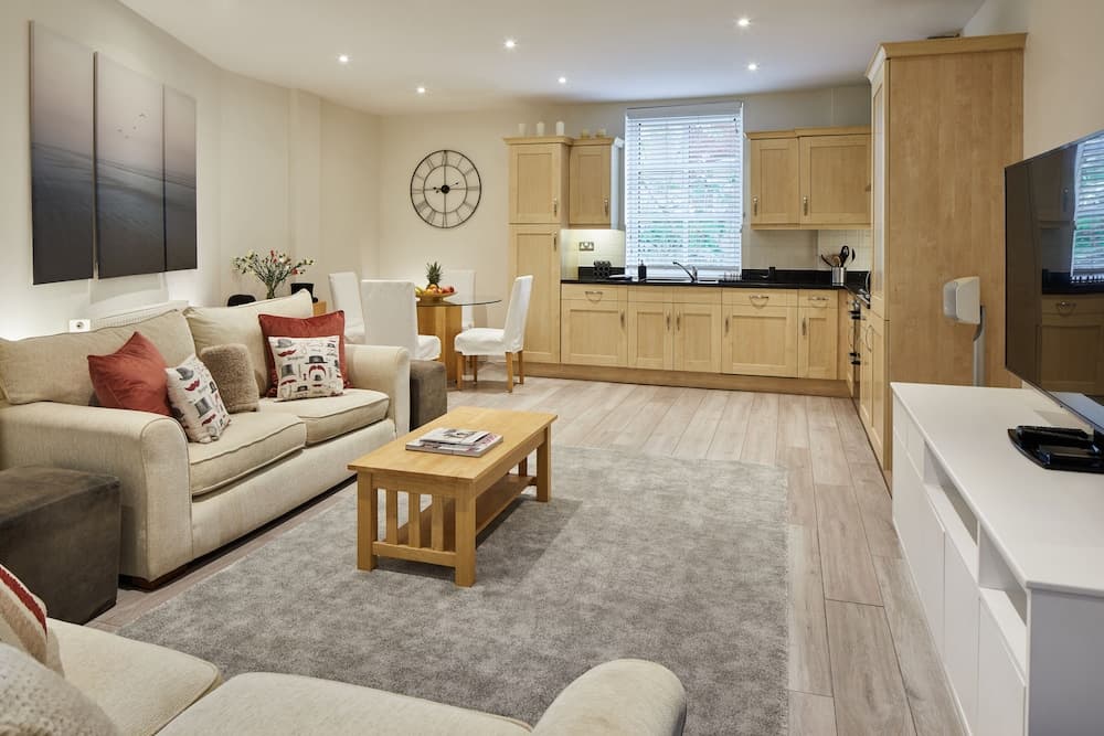 Castle Retreat City Centre Near Train & Parking