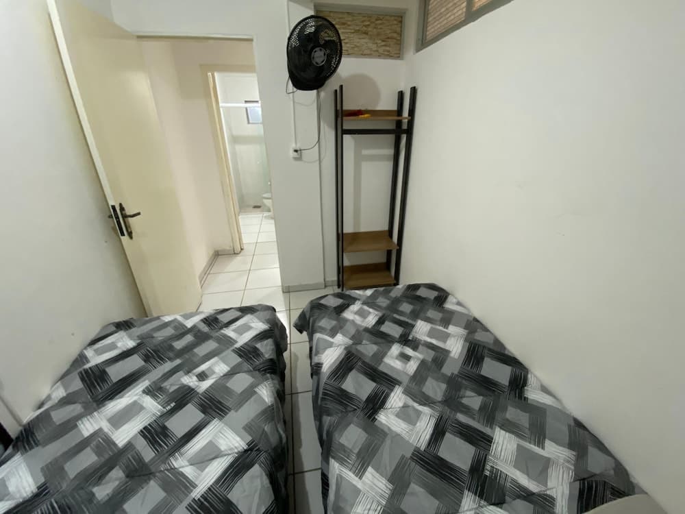 Apto 2 quartos Centro de BC