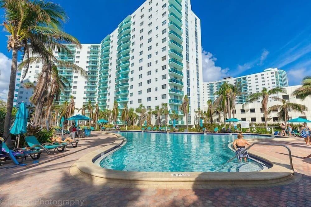 The Tides Building Private Apartments