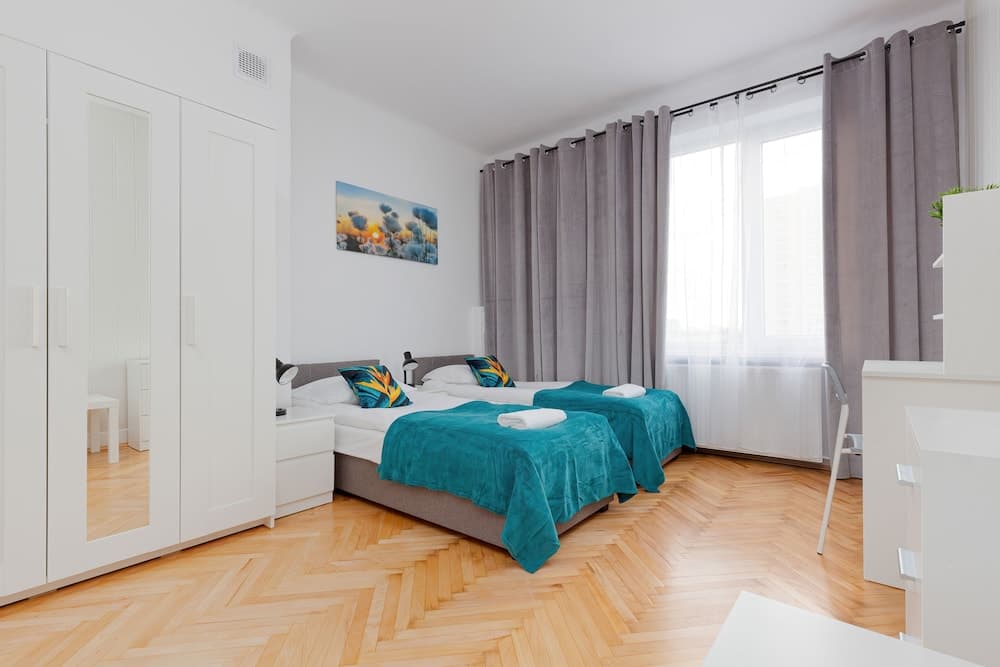 Apartment for 5 People by Renters