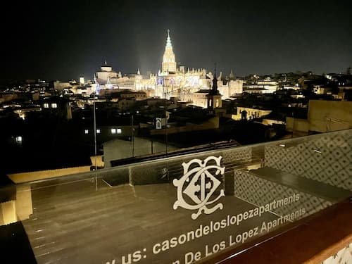 Casón De Los López Apartments