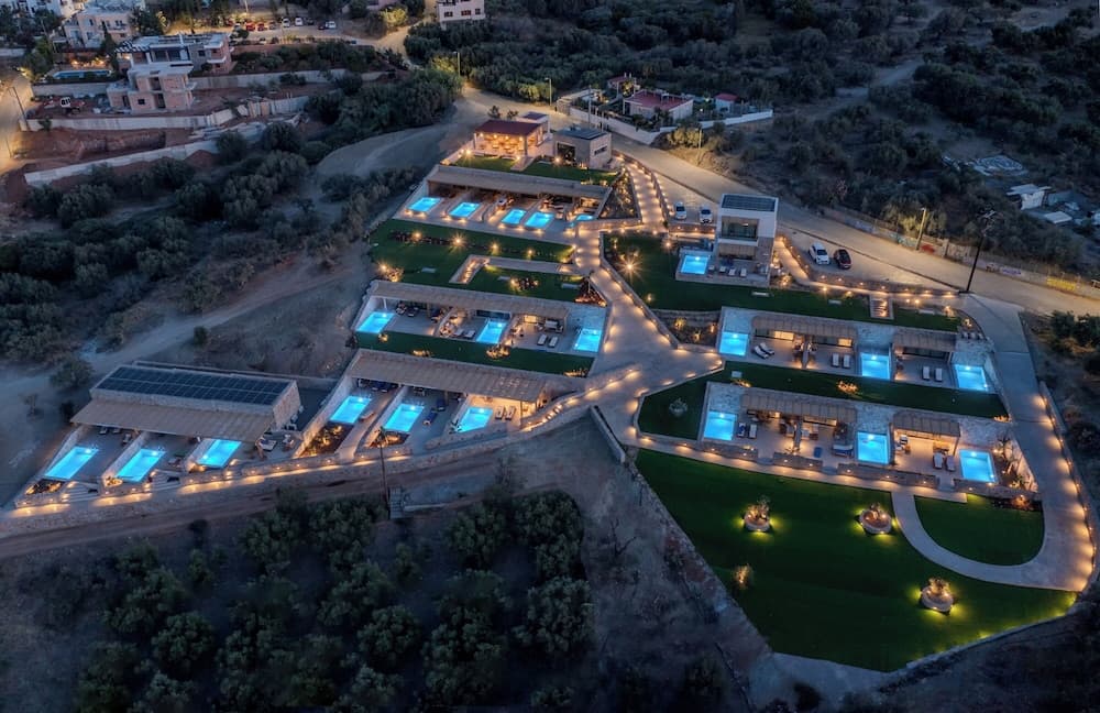 Deos Luxury Suites