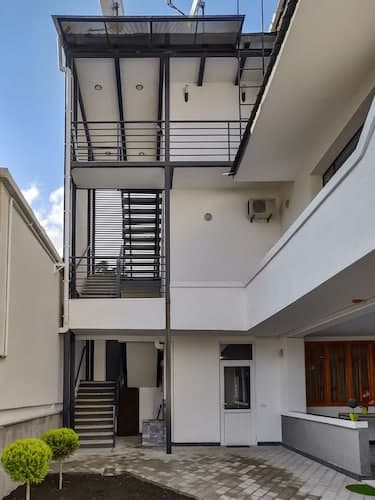 Westay Hotel