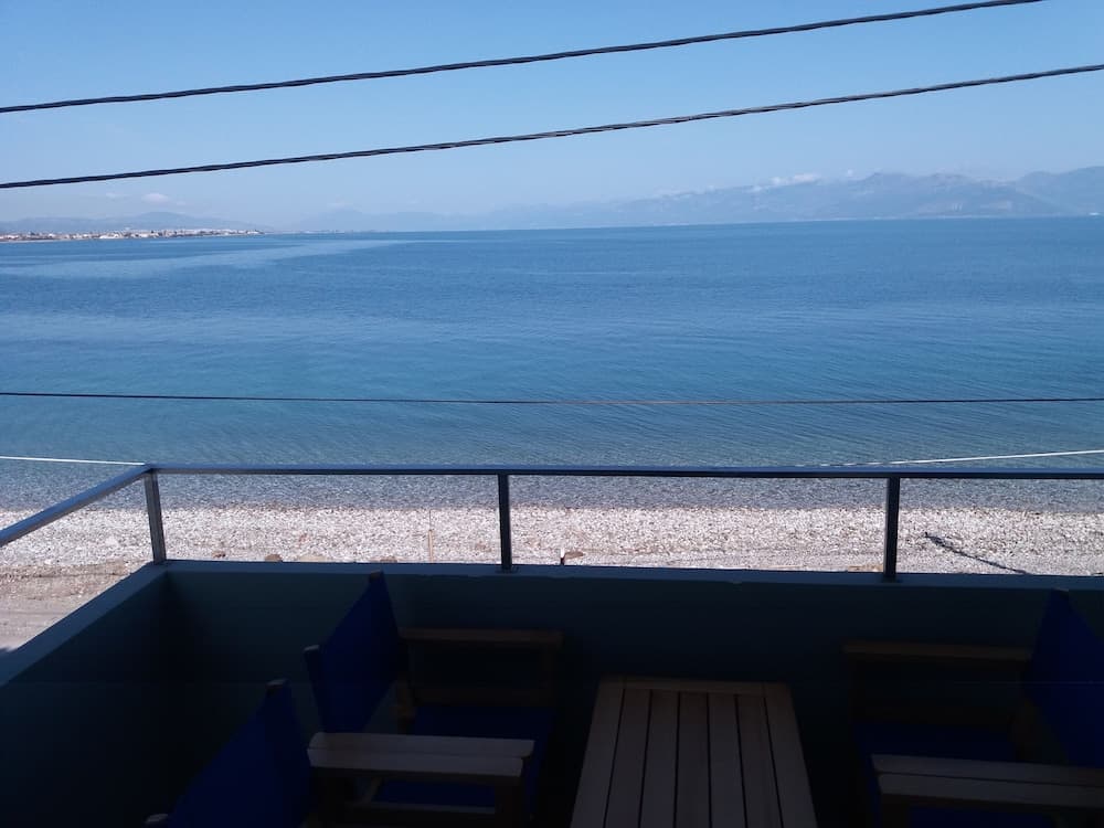 Stavento beach front suites