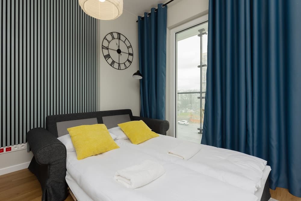 Studio With AC Warsaw Wola by Renters