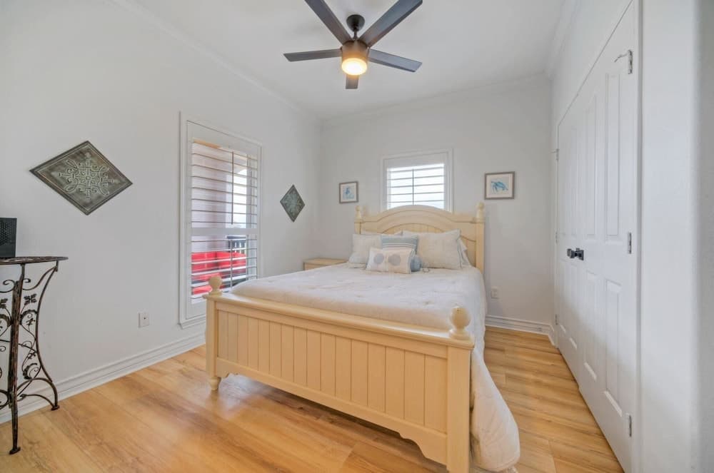 Billiards & Beaches by Avantstay Cart Boardwalk + Pool Table