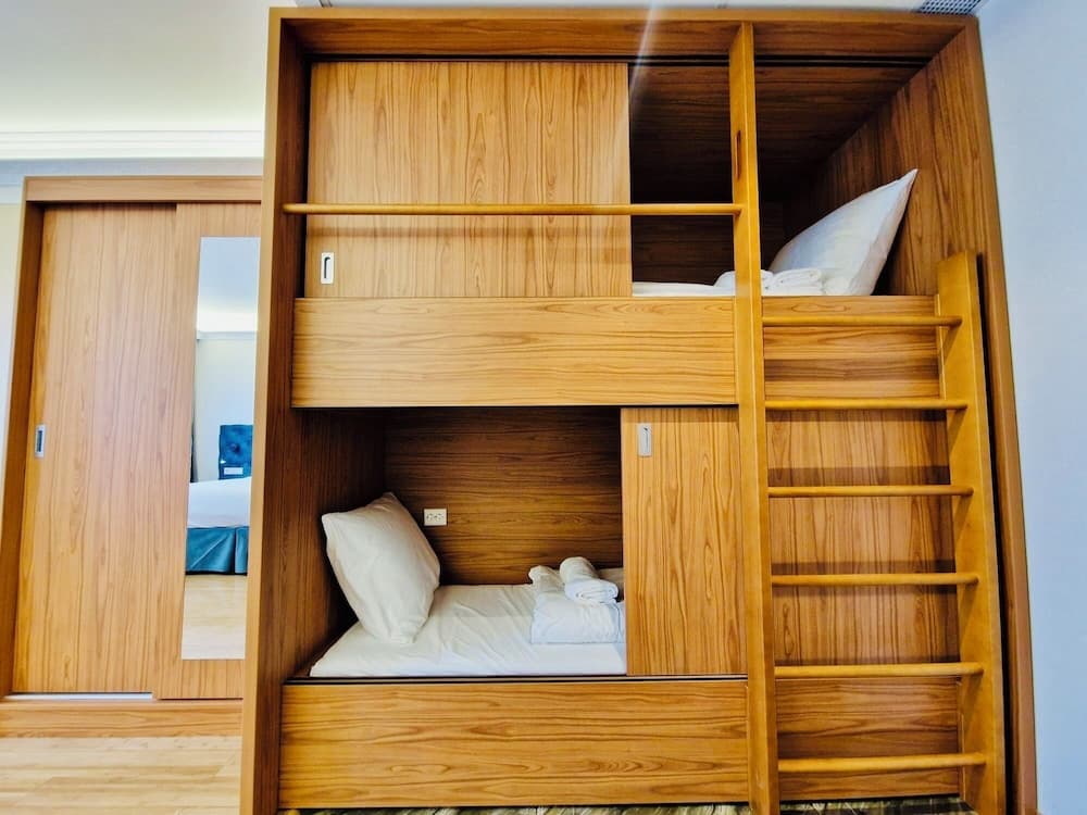 Chasse Hotel Residency