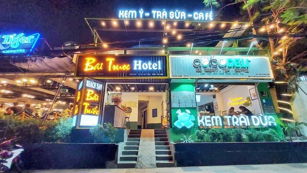 Front Beach Hotel